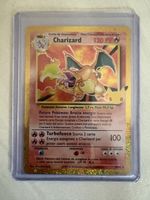 Carta Pokémon Charizard 4/102 Edizione 30 Anniversario IT