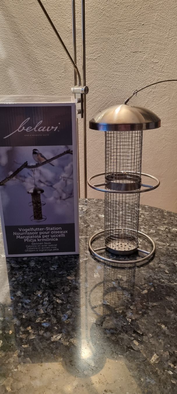 Casette per uccelli: Neue Belavi Vogelfutter-Station aus Edelstahl, Winterfutter – Nuovo (secondo la descrizione) da egliswil venduto da Maggy6