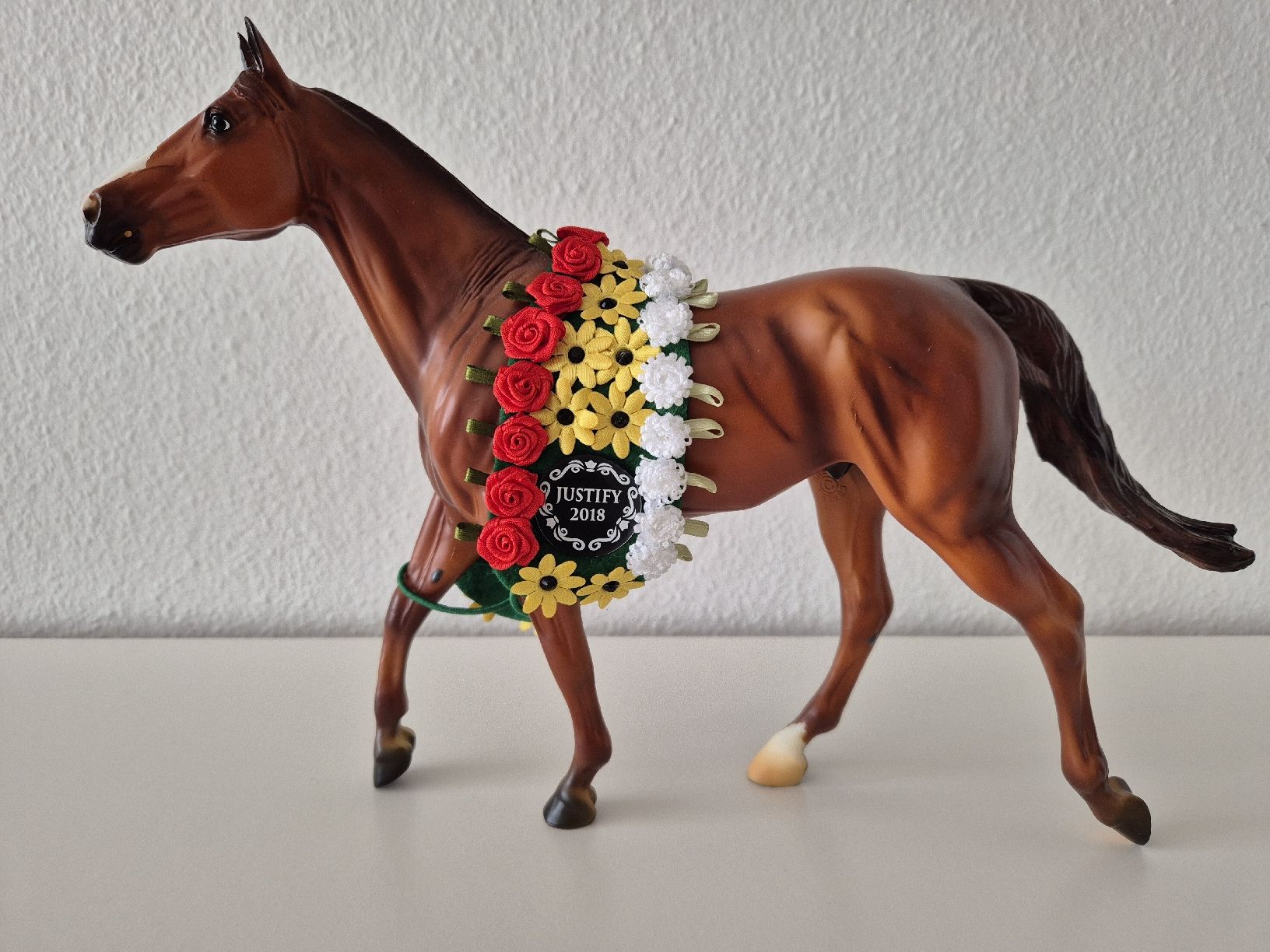 Statuette: Breyer Justify – Nuovo (secondo la descrizione) da Meggen venduto da Orrinka20 2