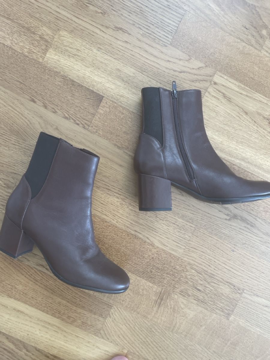 Scarpe da donna: Echte Leder Schuhe Gr.38 braun – Usato da Baar venduto da Vili7