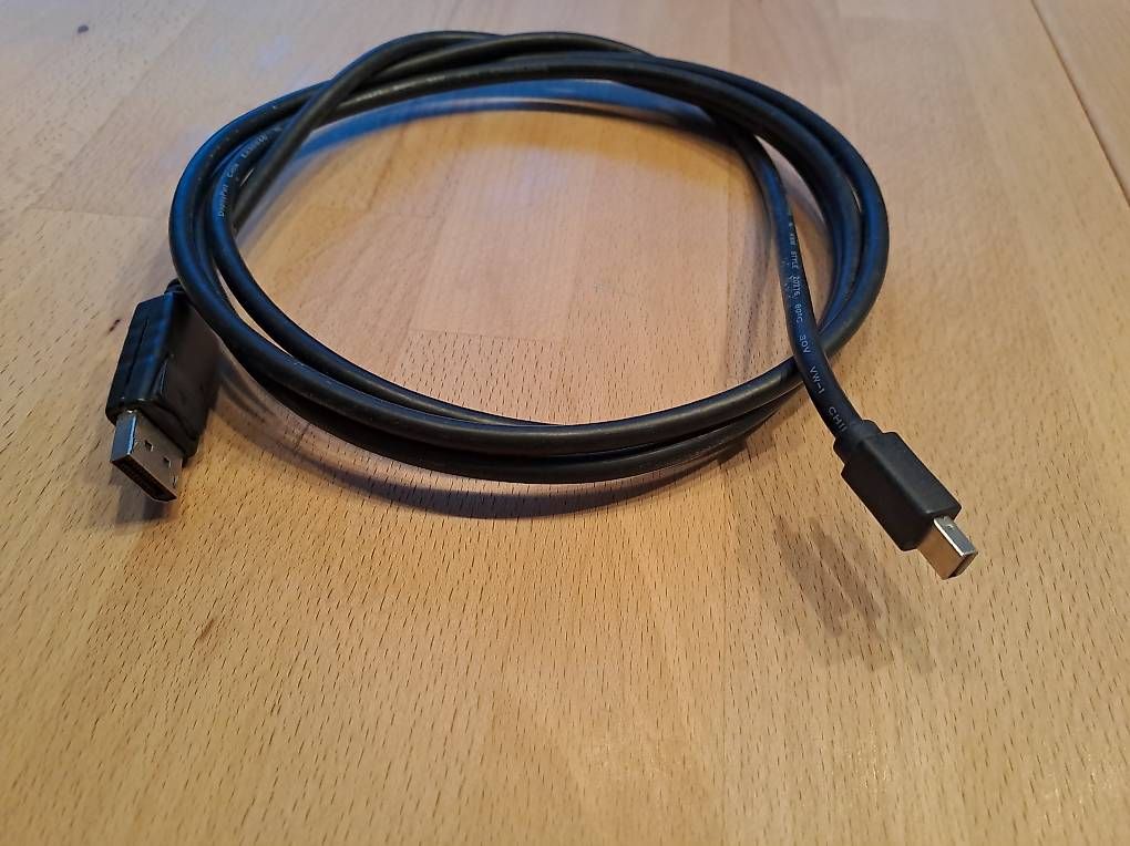 Microsoft Docking station: Microsoft Surface Dock, Original-Netzteil, DisplayPort-Kabel – Usato da Galgenen venduto da Sisa05 3