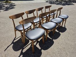 Acht Stueck Esszimmerstuehle, Holz und Leder, Top Zustand