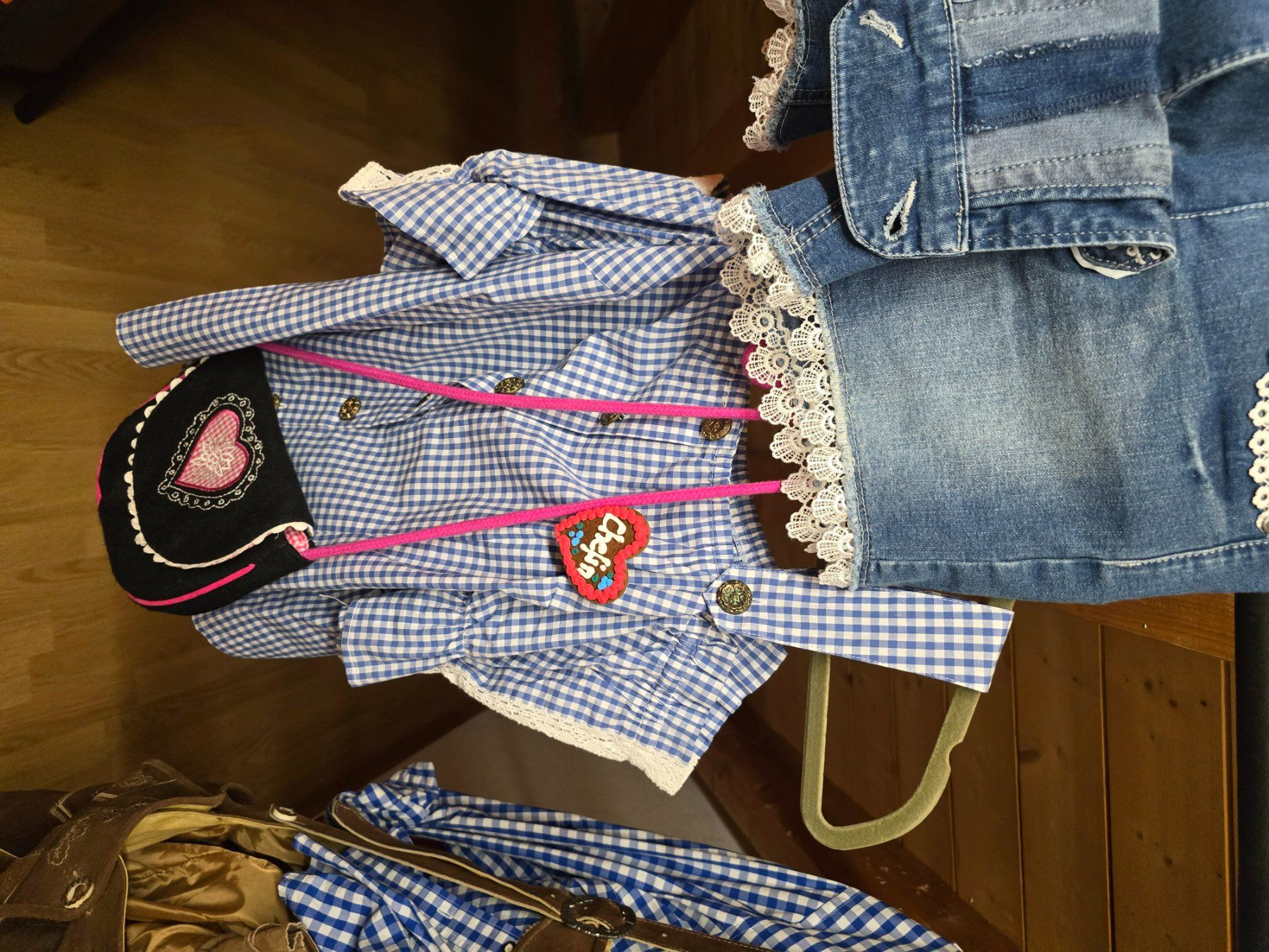 Costumi: Dirndl – Usato da Mägenwil venduto da Carlo55 2