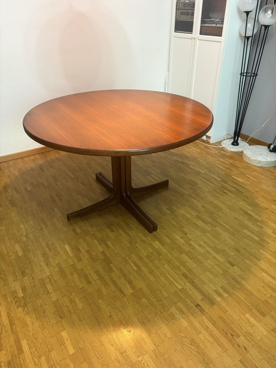 Tavoli: Grande table à manger Scandinave  – Usato da petit lancy venduto da FerreiraLuis 1