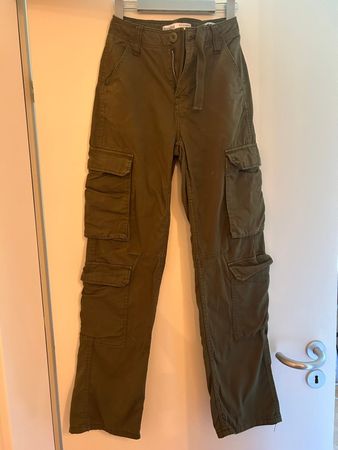 Berschka Straight multcargo Hosen 32