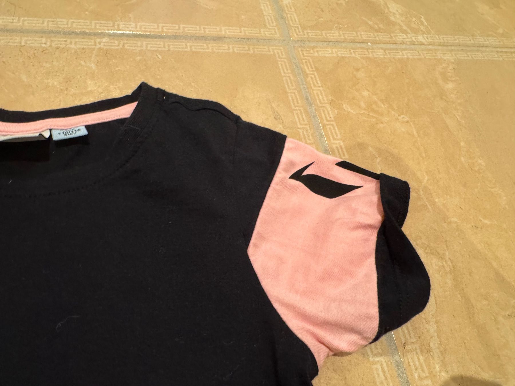 Camicette, T-shirt & Top: Messi NWT Shirt, 5-6J 110-116 – Usato da Klingnau venduto da Markus14 1