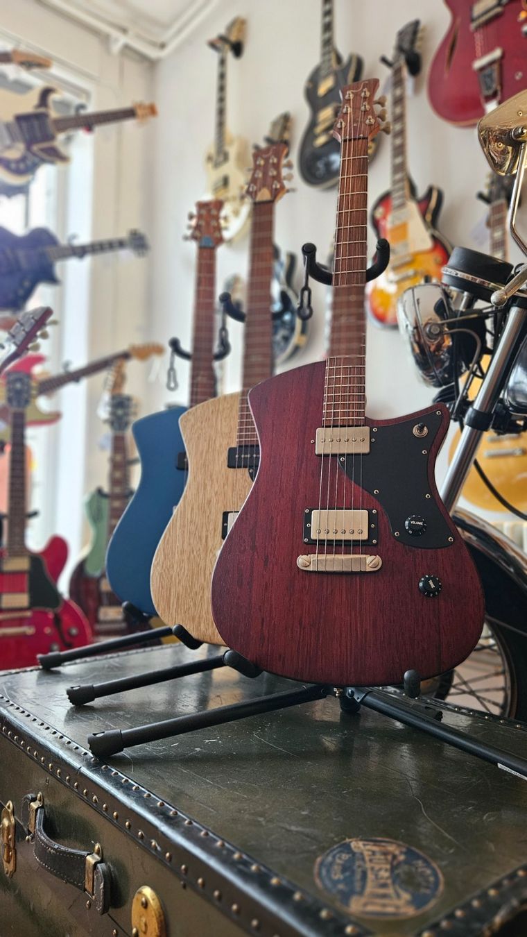 Strumenti musicali: Soultool Laguz The Junior – Usato da pieterlen venduto da AntonelloGuitars 5