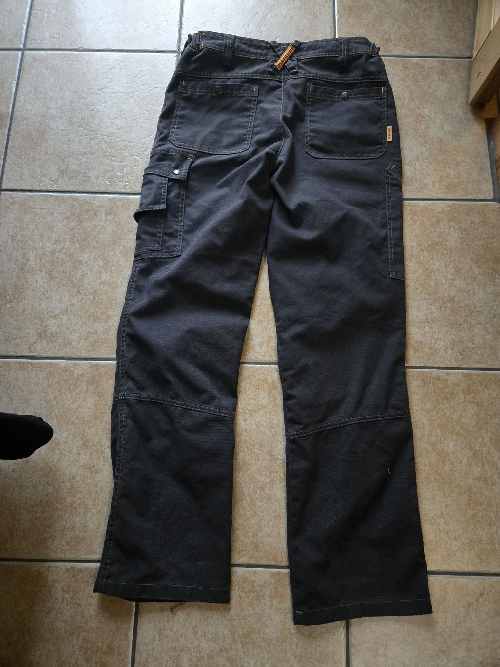 Pantaloni: Pantalon de travail MARSUM – Usato da Sion venduto da Oonathoo 1