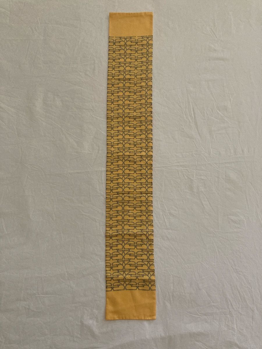 Hermès Foulards, Tücher & Schals: Schmaler Vintage Schal Hermès Paris – Gebraucht aus Zürich von mainau16 1