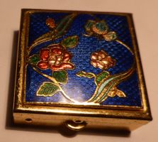 CLOISONNÉ -DOSE--ANTIK,--SEHR SCHÖN, SELTEN--HAND GEMACHT,--