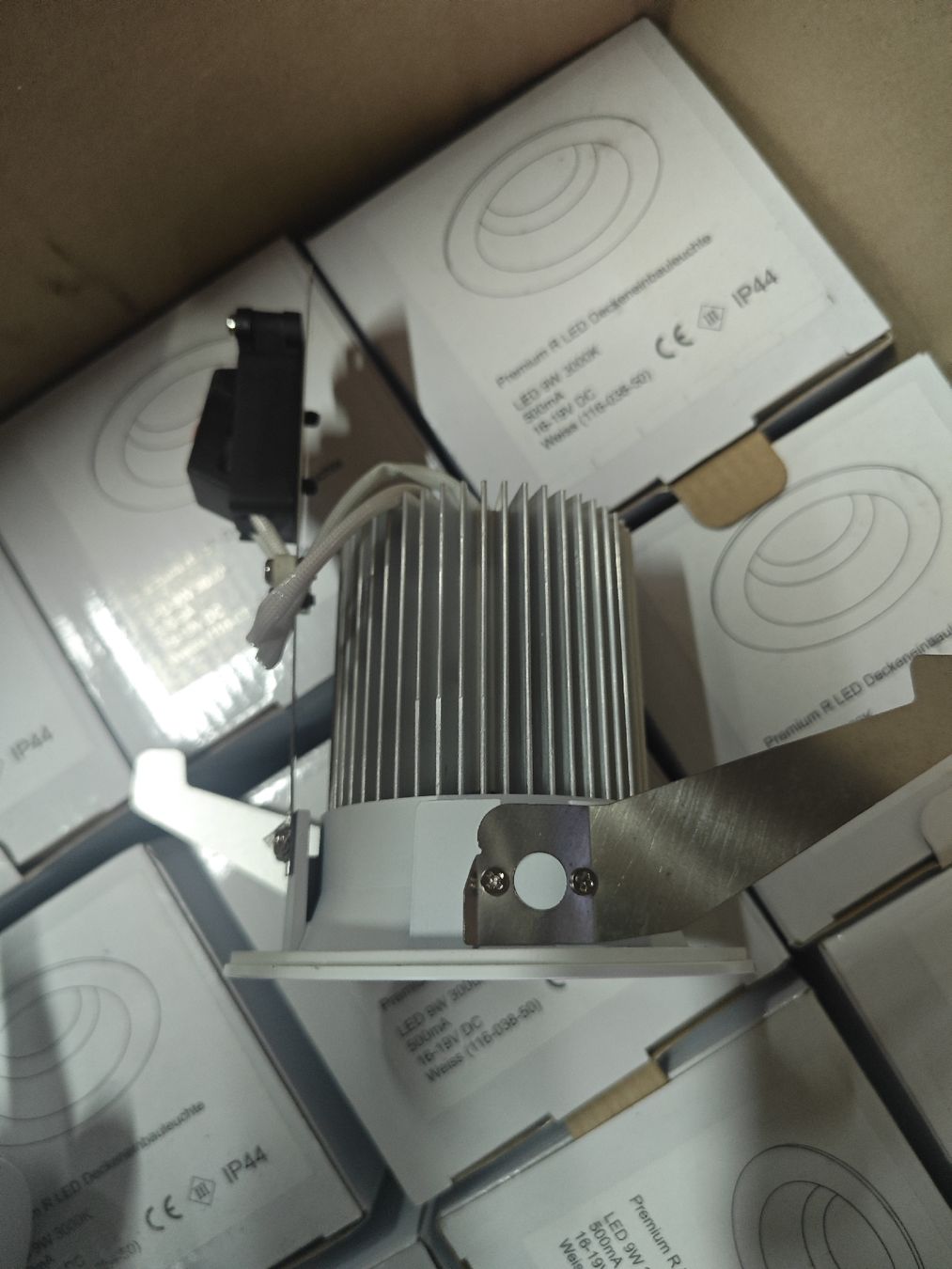 Lampen: 32x Einbau Spot  – Neu und originalverpackt aus Glattfelden von Uburkard 3