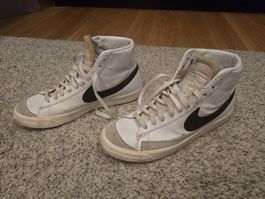 Hammer Nike Blazer High der Grösse 45
