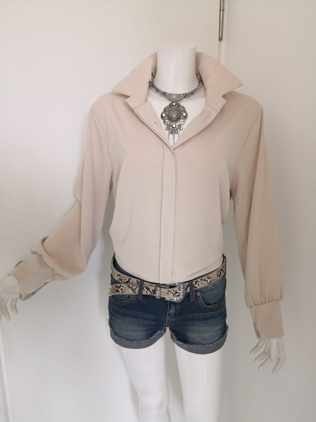 Mango Camicette: 🤩MANGO VISKOSE BLUSE BEIGE, NEU – Nuovo (secondo la descrizione) da Olten venduto da Naja-Twins-Twins 3