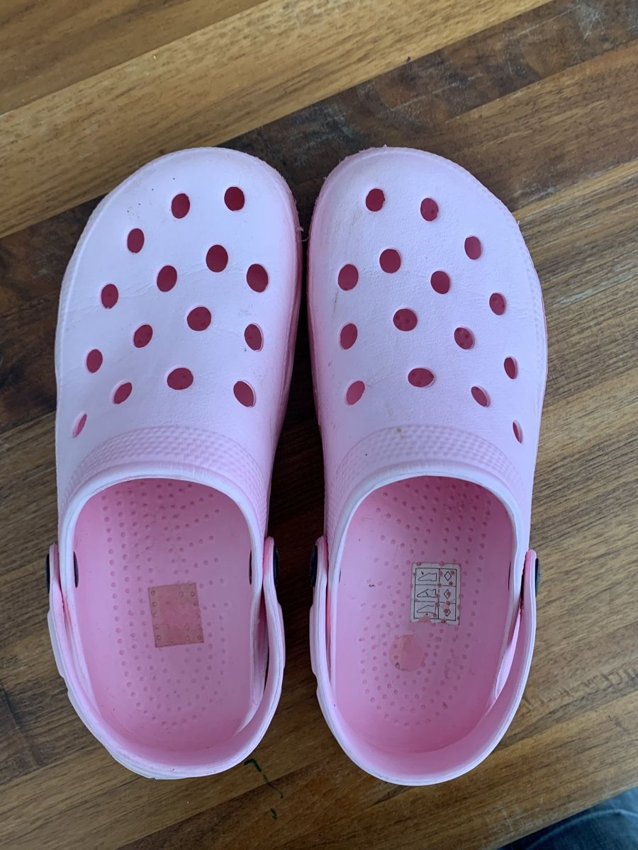 Crocs Chaussures filles: Glogs Rosa Grösse 35 – D'occasion à Ostermundigen par des_t9vv 1