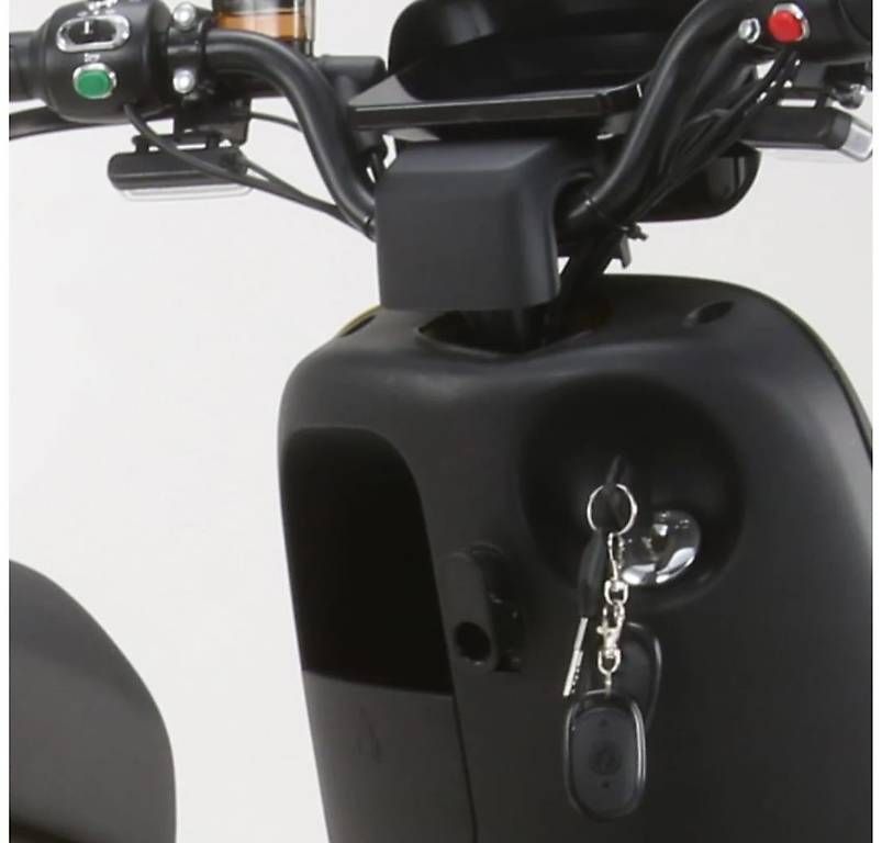 Scooters: Ganz neue E Roller – Gebraucht aus Birsfelden von mot_p67c 3