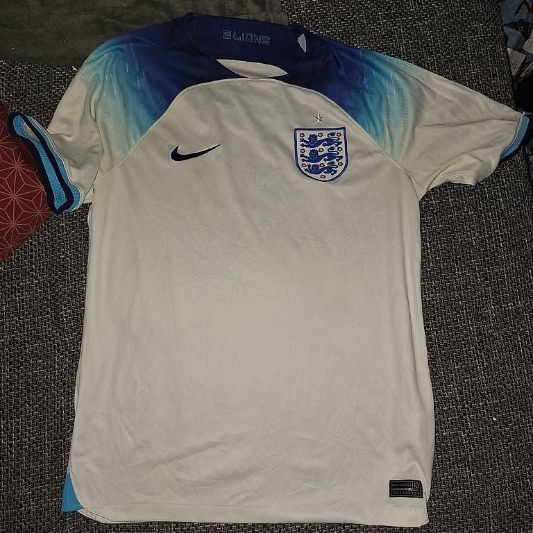 Canottiere & Pantaloni: Originales England Trikot Grösse M – Usato da Rapperswil SG venduto da Gooal