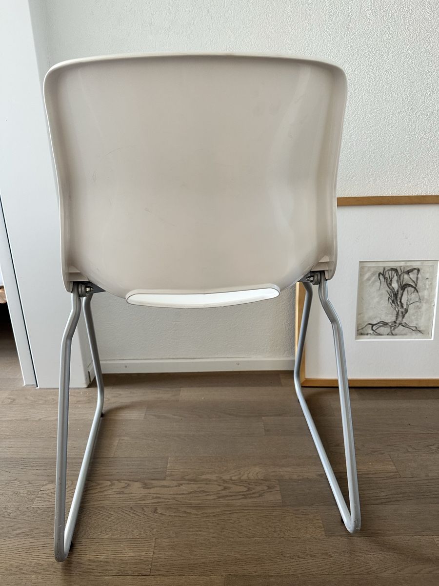 Ikea Sedie: Snille Stuhl weiss  – Usato da Luzern venduto da cam_f7qx 2