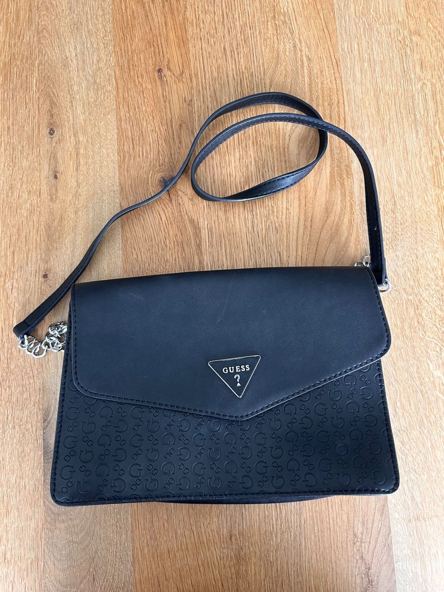 Guess Borse da donna: Sac Guess – Usato da Pont-de-la-Morge venduto da Julian.Tgr