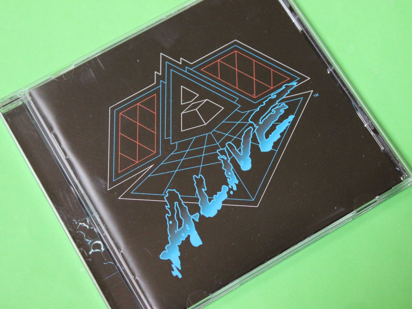 CD: Daft Punk - Alive 2007 CD Guter Zustand – Usato da Tübach venduto da JamesStone