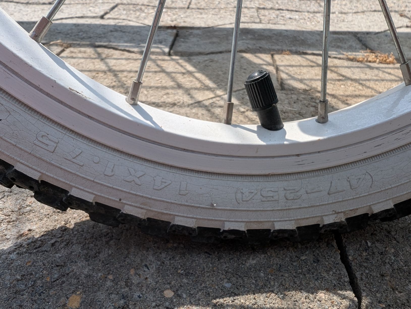 Leopard Biciclette: Mädchenvelo Leopard Apollo 14 Zoll – Usato da Volketswil venduto da Samsam79 1
