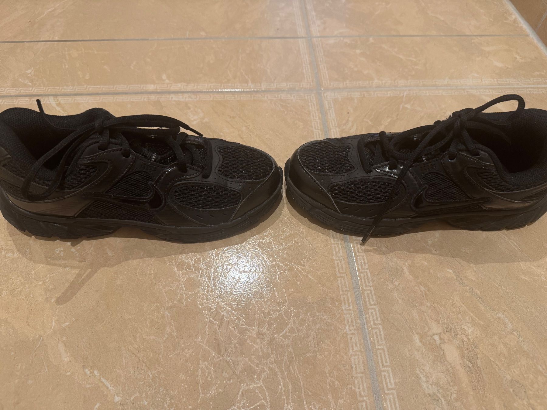 Nike Scarpe per ragazzi: Nike Sneaker, 36.5cm – Usato da Klingnau venduto da Markus14