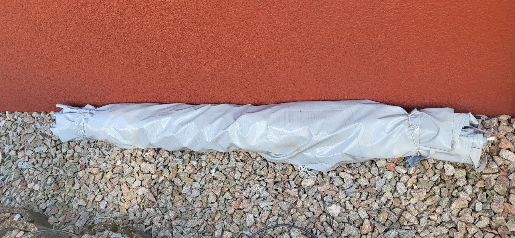 Housses et nattes thermiques: Wohnwagenschutzdach – D'occasion à Gelterkinden par dimoelsin1 2
