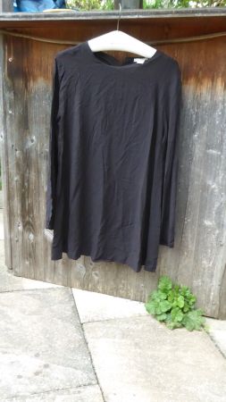 Festliche  Long Bluse Gr 44 H&M viele Knöpfe am Rücken
