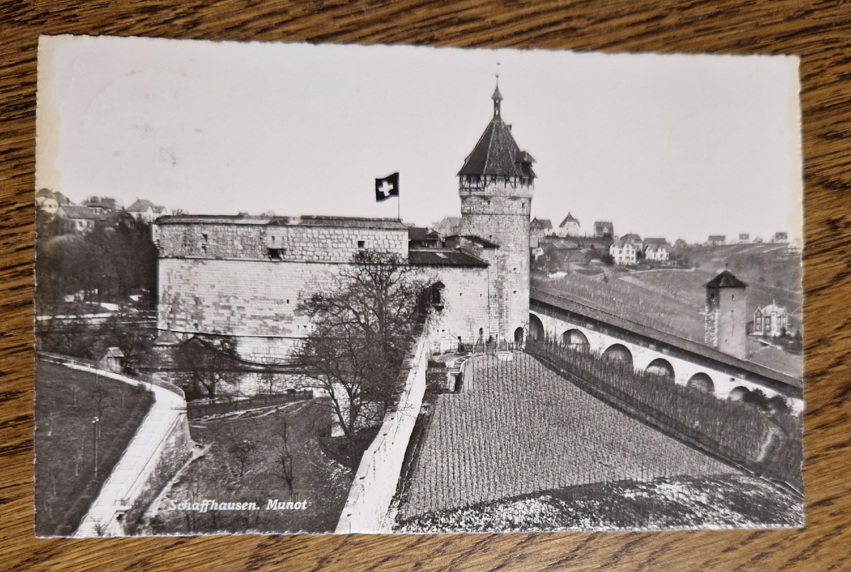 Cartoline postali: Munot Schaffhausen 1945 – Usato da Ebikon venduto da Donar50