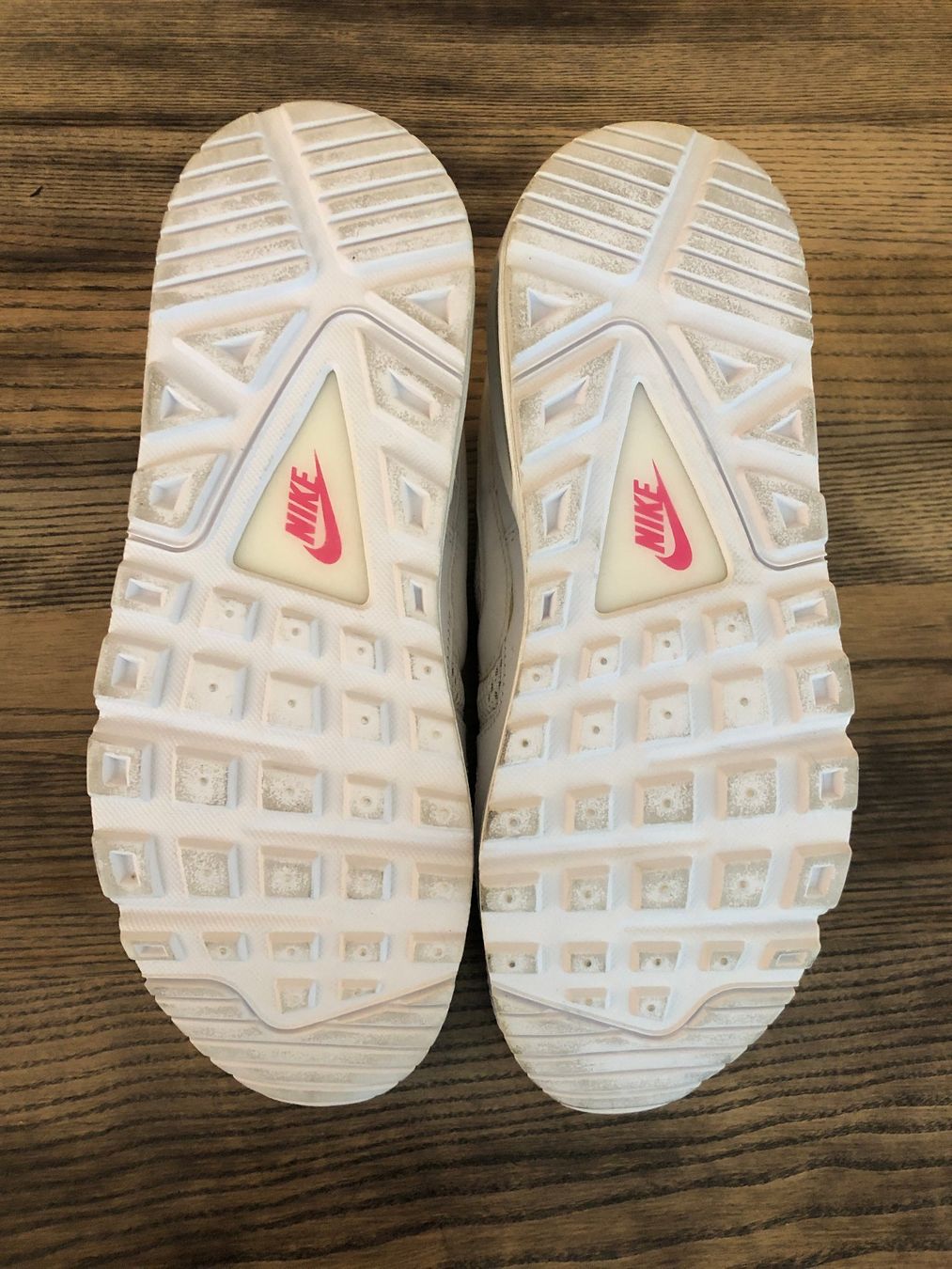 Nike Scarpe da donna: Nike Air Max Sneaker, Gr. 38.5 weiss pink – Usato da Berg am Irchel venduto da Zweiti_Chance 4