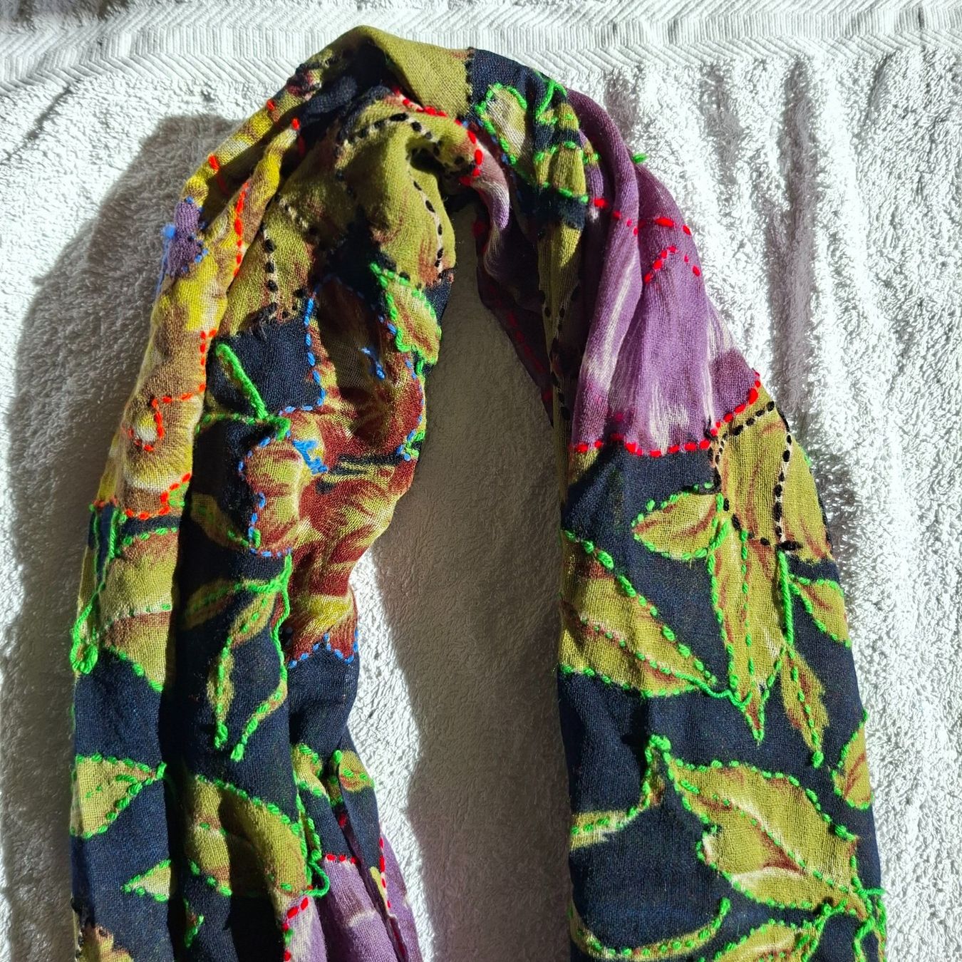 Foulard & Sciarpe: Dekorativer Schal – Usato da Stäfa venduto da meridianum 4