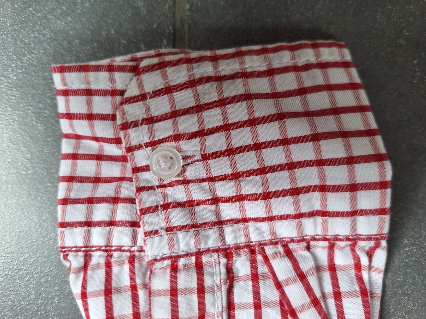 Benetton Camicie, T-shirt & Polo: Hemd von Benetton, Grösse 140/146 – Usato da St.Gallen venduto da dajo0809 5