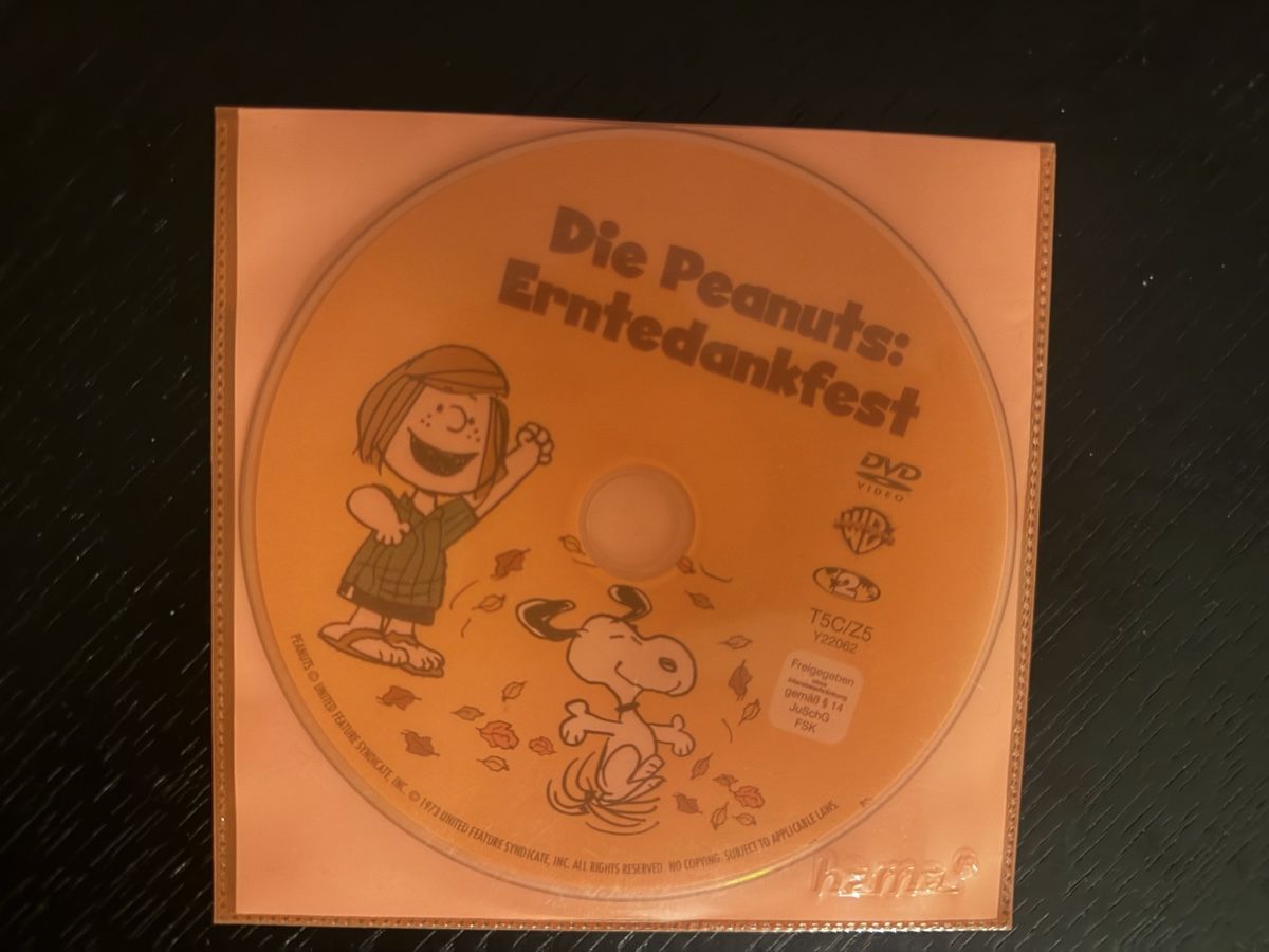 Tous les DVDs: Die Peanuts Erntedankfest guter Zustand – D'occasion à Lausen par EisAmStiel94 2