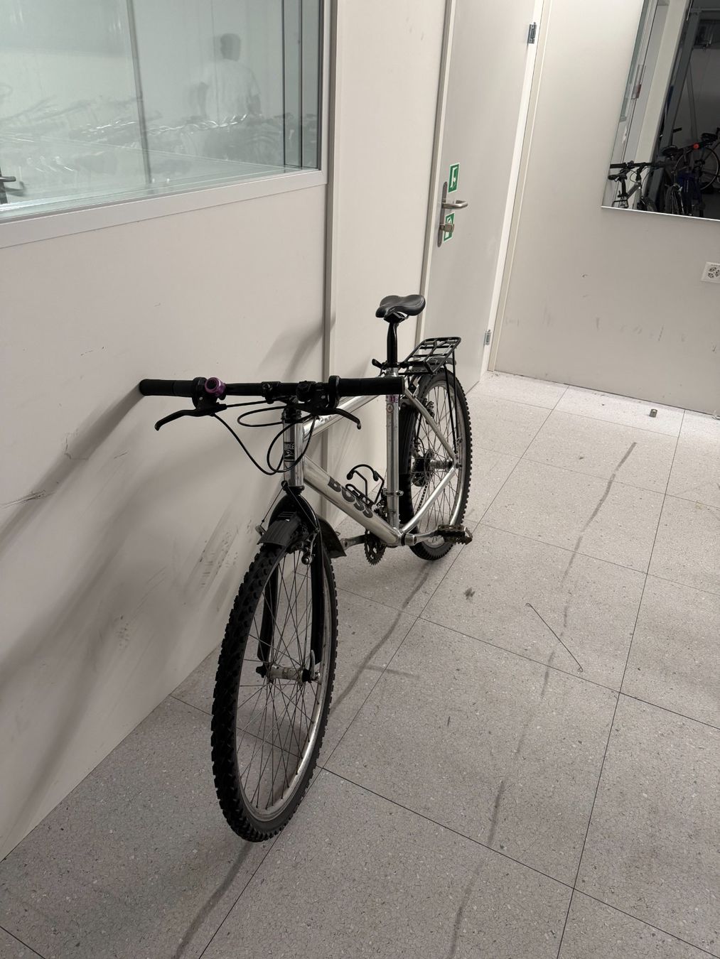 Biciclette: City-Bike Gebraucht!! – Usato da Schwerzenbach venduto da Fachhaus_Logistik 1