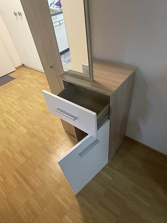 Porte manteau: Garderobe Schrank – D'occasion à Stein AG par M.PEAKY 2