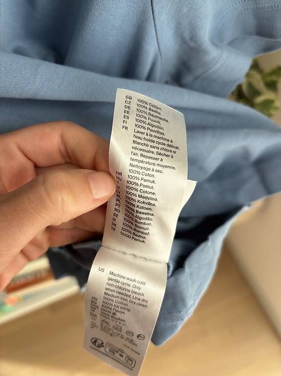 Cos T-Shirts: COS Shirt Grösse M – Gebraucht aus Flawil von lar_582m 2