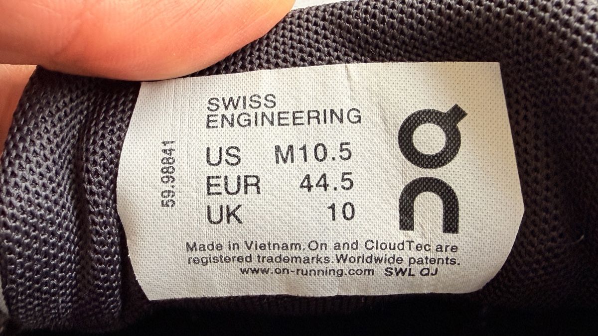 On Herrenschuhe: On Running CLOUD 6 homme taille 44.5 gris – Gebraucht aus Bulle von LeMoleson 8