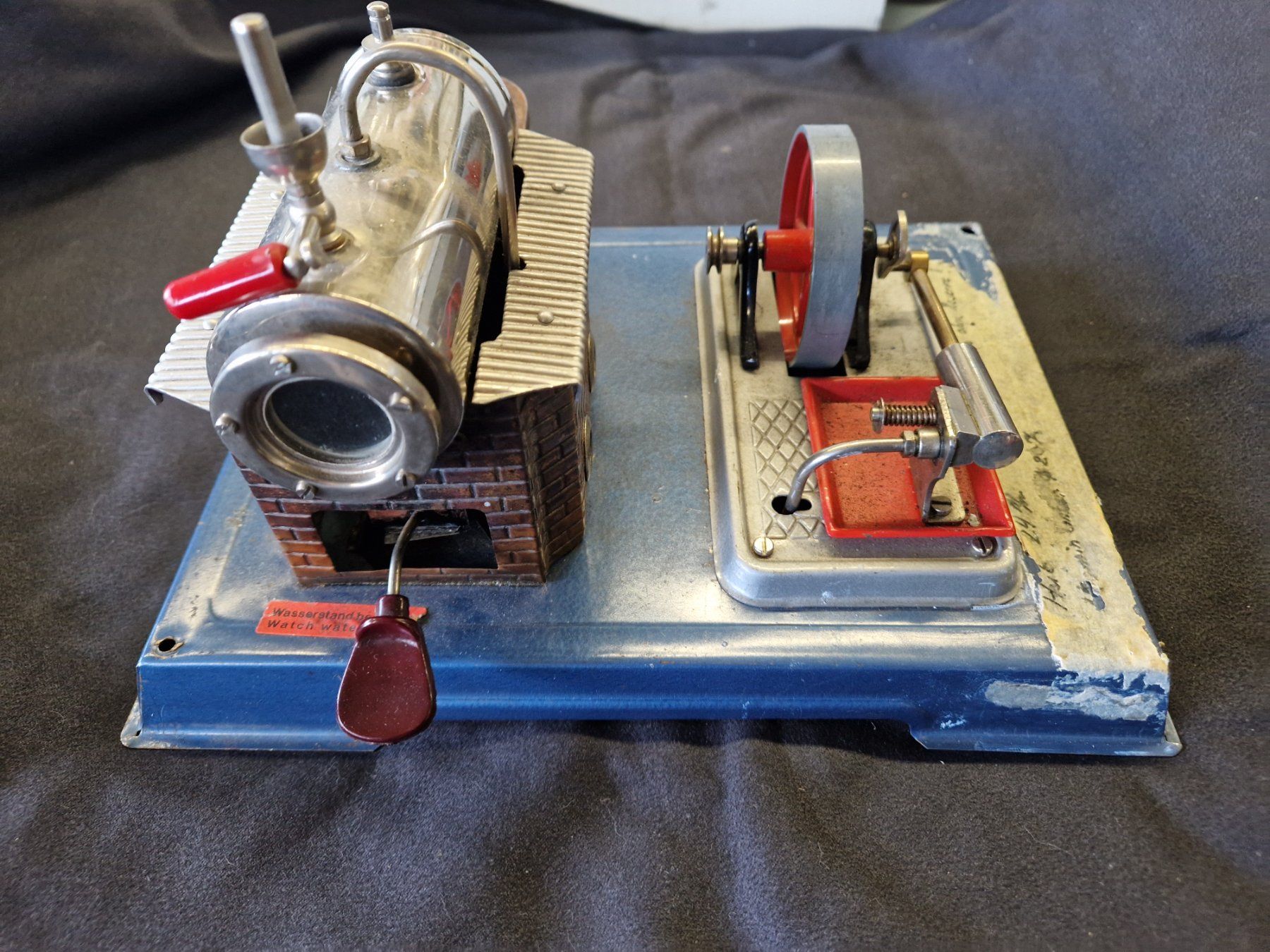 Kit di modellismo & Modellini statici: Dampfmaschine D12 Wilesco – Usato da Wädenswil venduto da tome70