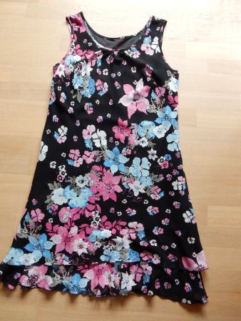 Kleid Hängekleid Sommerkleid Blumenmotiv