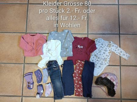 Kleiderset Grösse 80