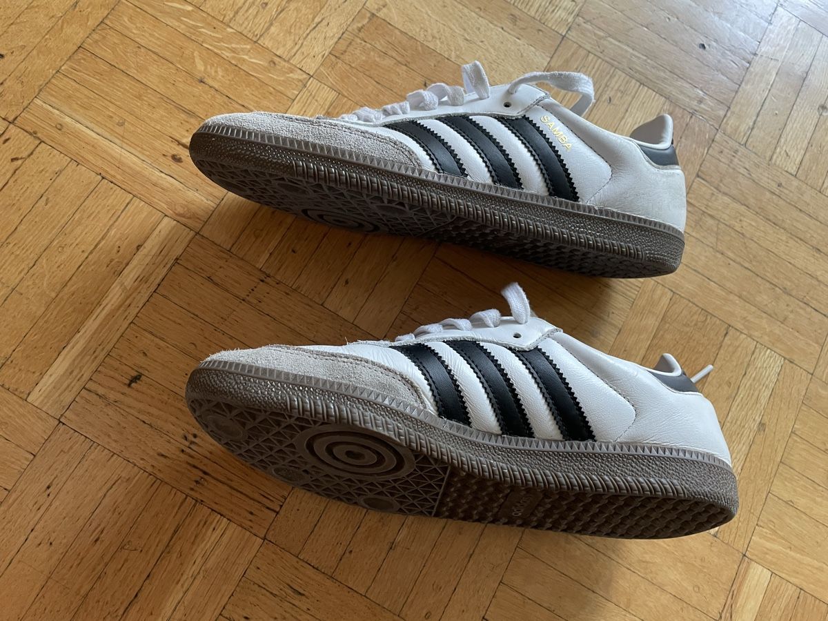 Adidas Chaussures femmes: Baskets Adidas Samba, 40 – D'occasion à Lausanne par ali_6gwv 2