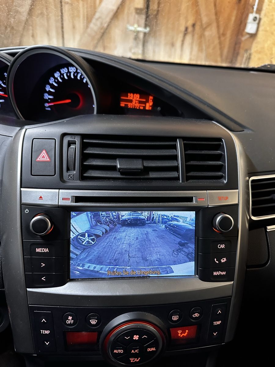 Toyota Automobili: Toyota Verso 2.2 D-CAT 7 Plätzer – Usato da Rüschegg Gambach venduto da Monkey_Mario 4