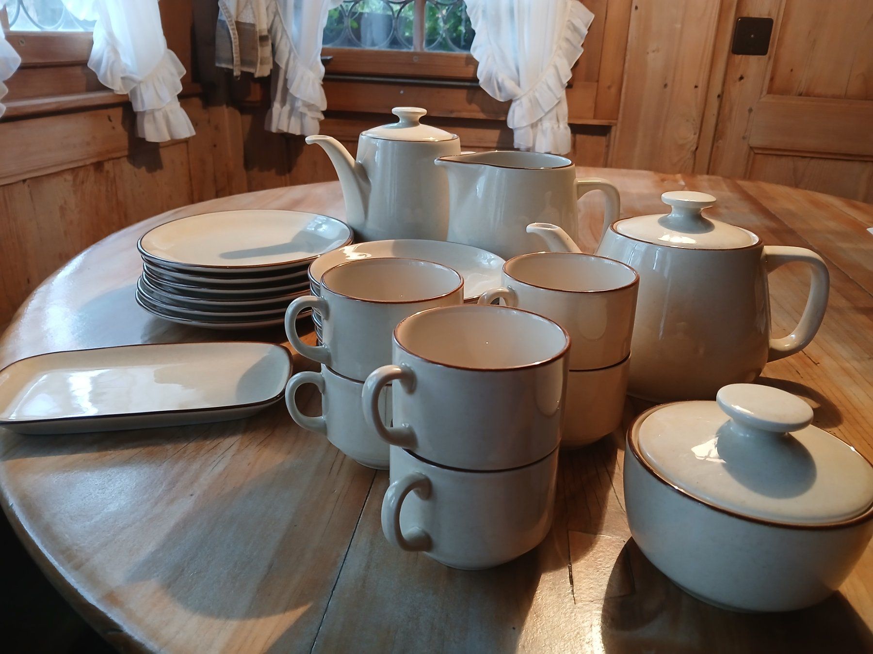 Set di piatti: Kaffee-Tee-Frühstücksservice – Usato da Boswil venduto da Aludo