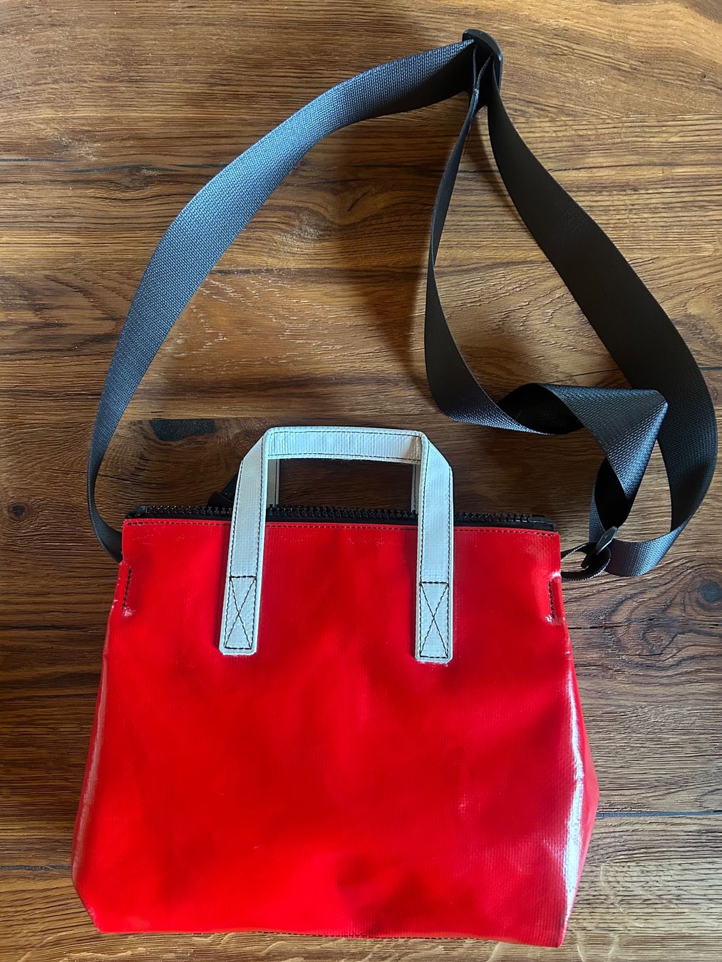 Freitag Borse: Freitag RUBY Umhängetasche – Usato da Bubikon venduto da sim_ch8608 1