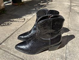 Bottines en cuir noir T. 30