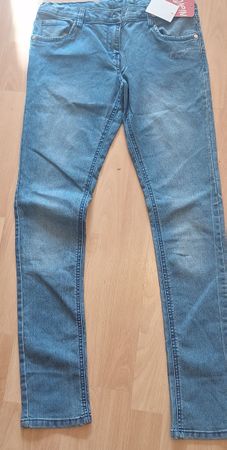 Jeans taille 164 neuf avec étiquette