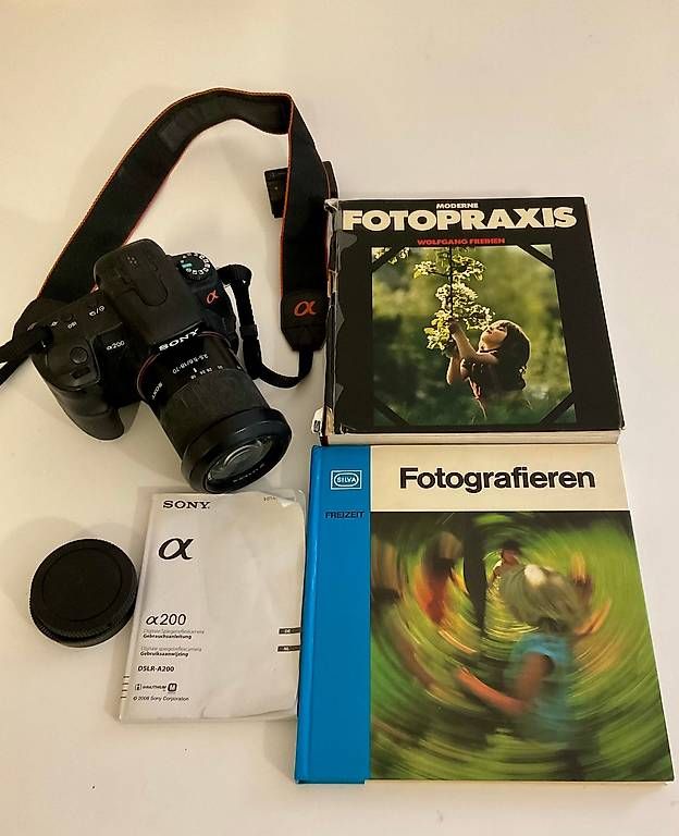 Sony Fotocamera: Sony DSLR-A200 SLR Digitalkamera mit Objektiv – Usato da Hägendorf venduto da graechen352 3