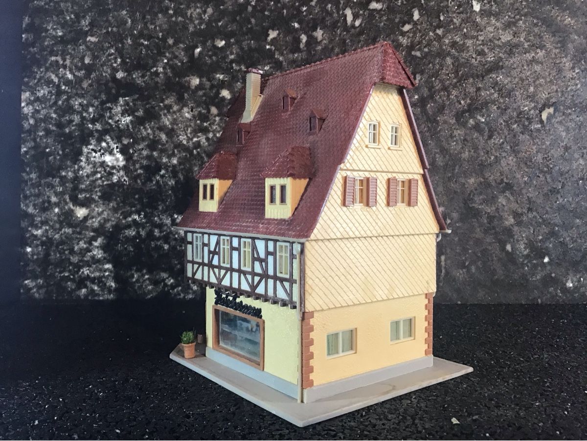 Kit di modellismo & Modellini statici: MODELL GEBÄUDEHAUS  – Usato da Männedorf venduto da Spezial-Modelle 2