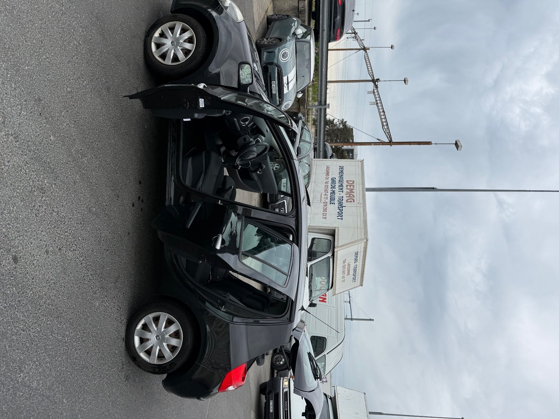 Renault Autos: CLIO 3 NOIR 112 CV – D'occasion à Lausanne par had_tyd2 1