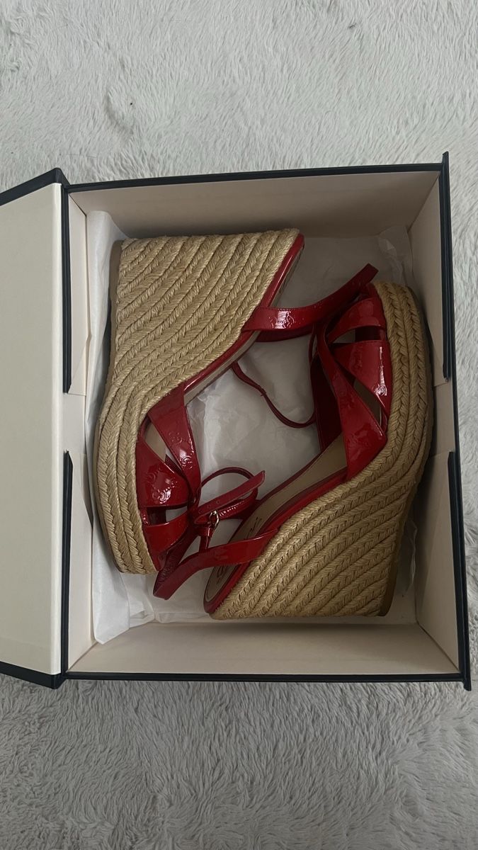 Gucci Scarpe da donna: Gucci Schuhe – Usato da Regensdorf venduto da Secondhand666 1