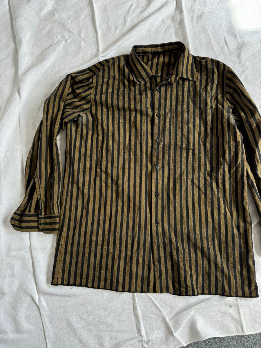 Camicie: Gestreiftes Herrenhemd Gr. Lschwarz gold – Usato da lommis venduto da inf_thv8